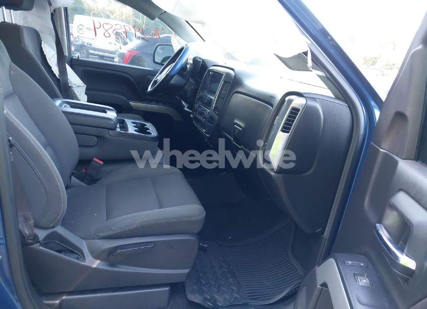 Photo 5 of 2017 Chevrolet Silverado 1500 2LT (VIN 1GCVKREC1HZ388368)