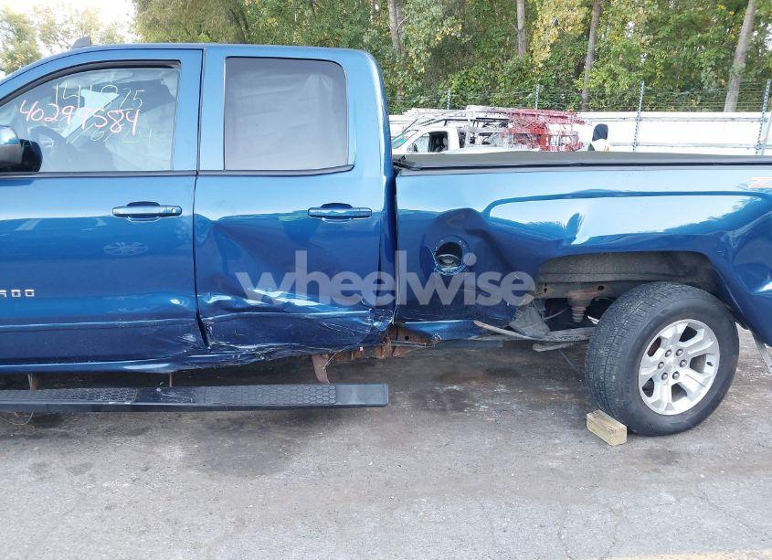 Photo 6 of 2017 Chevrolet Silverado 1500 2LT (VIN 1GCVKREC1HZ388368)