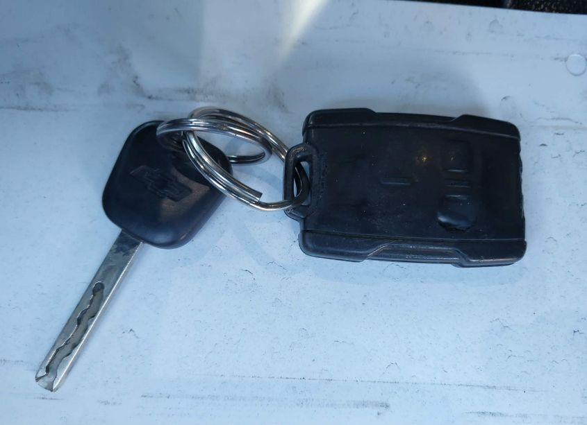 Photo 11 of 2018 Chevrolet Silverado 1500 2LT (VIN 1GCVKREC1JZ106252)