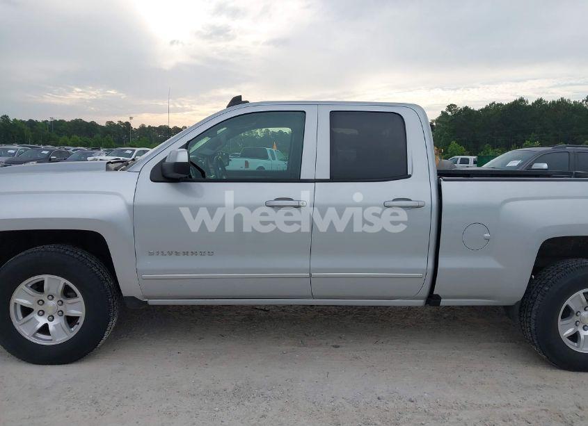 Photo 14 of 2018 Chevrolet Silverado 1500 1LT (VIN 1GCVKREC1JZ134780)