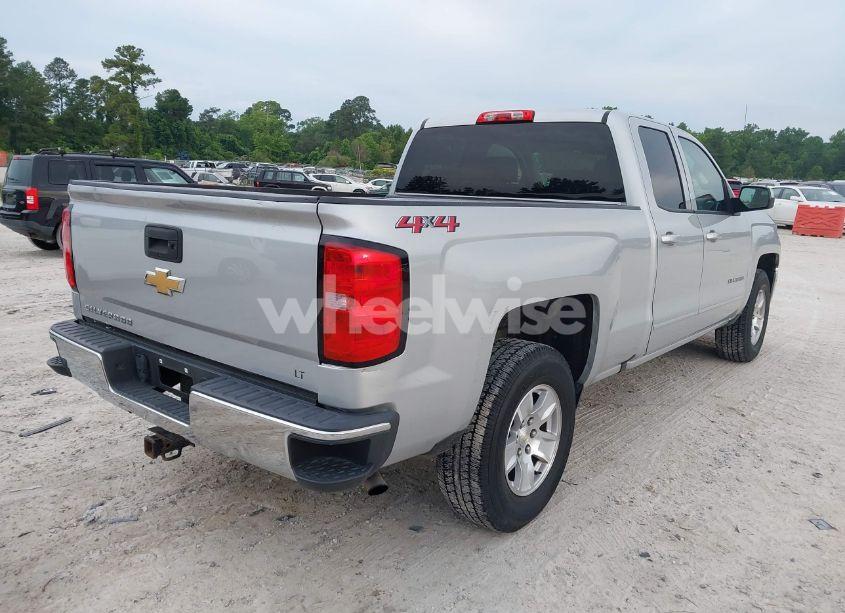 Photo 4 of 2018 Chevrolet Silverado 1500 1LT (VIN 1GCVKREC1JZ134780)