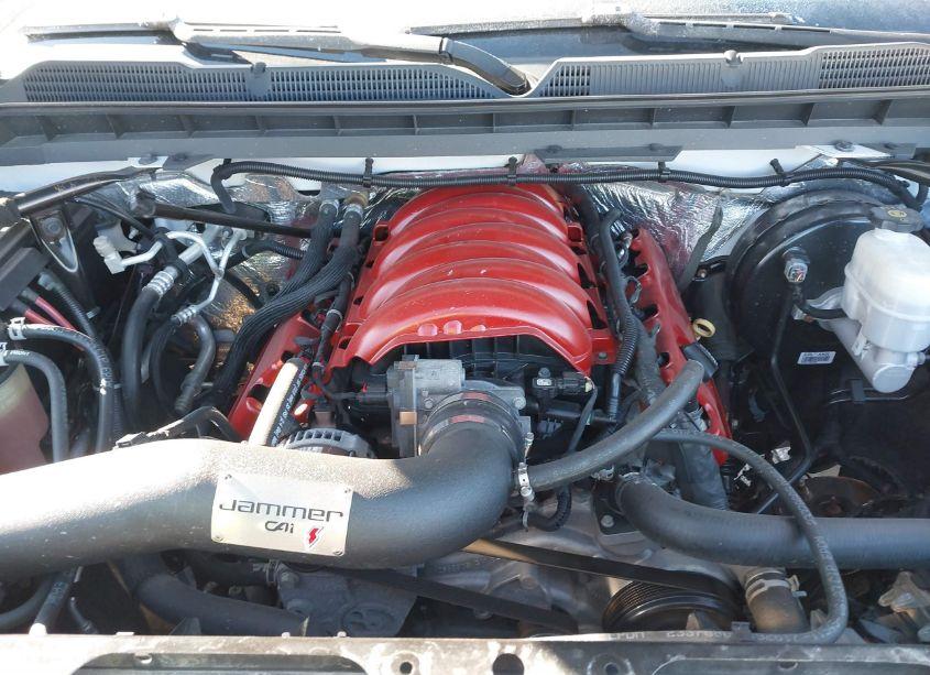 Photo 10 of 2018 Chevrolet Silverado 1500 2LT (VIN 1GCVKREC1JZ145987)