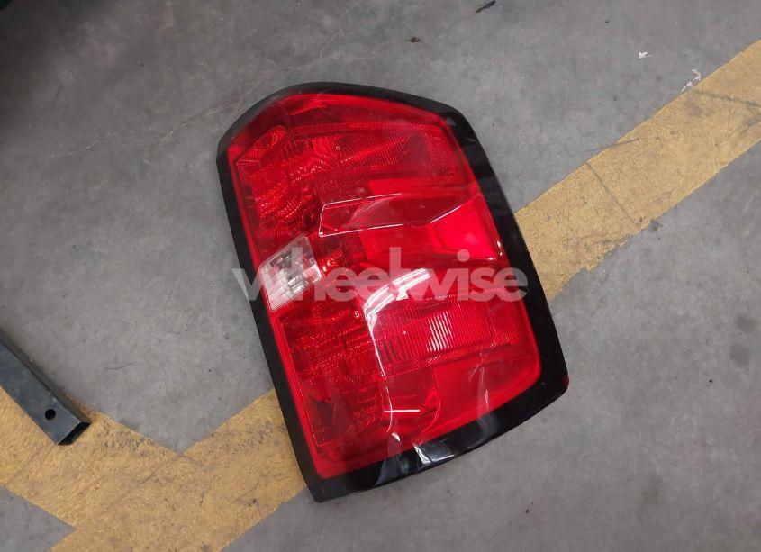 Photo 12 of 2018 Chevrolet Silverado 1500 1LT (VIN 1GCVKREC1JZ151188)