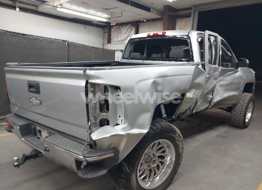 Photo 4 of 2018 Chevrolet Silverado 1500 1LT (VIN 1GCVKREC1JZ151188)