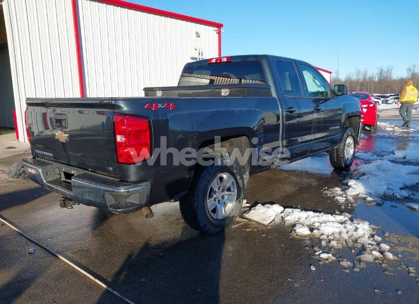 Photo 4 of 2018 Chevrolet Silverado 1500 1LT (VIN 1GCVKREC1JZ152616)