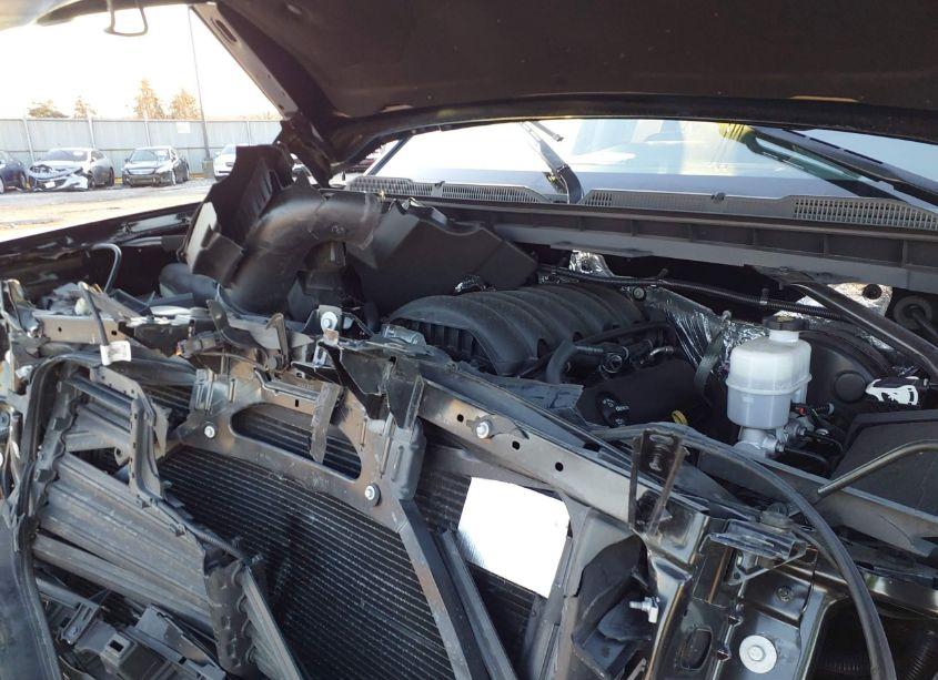 Photo 10 of 2018 Chevrolet Silverado 1500 1LT (VIN 1GCVKREC1JZ187978)