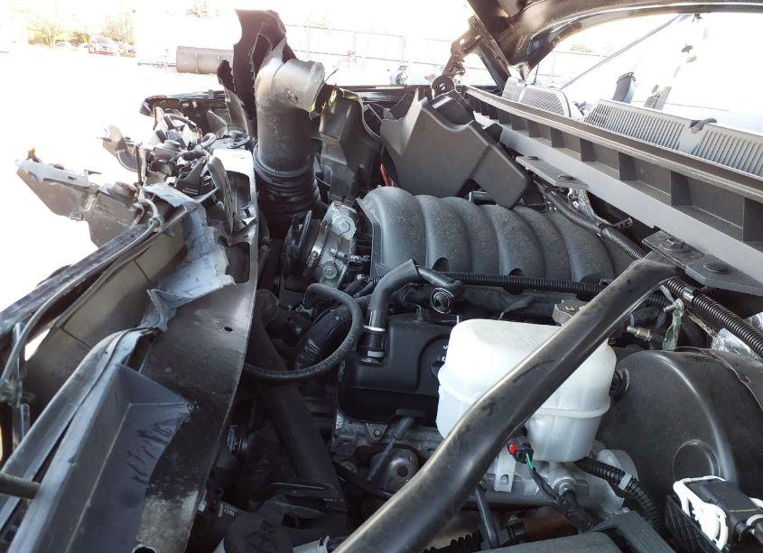 Photo 18 of 2018 Chevrolet Silverado 1500 1LT (VIN 1GCVKREC1JZ187978)