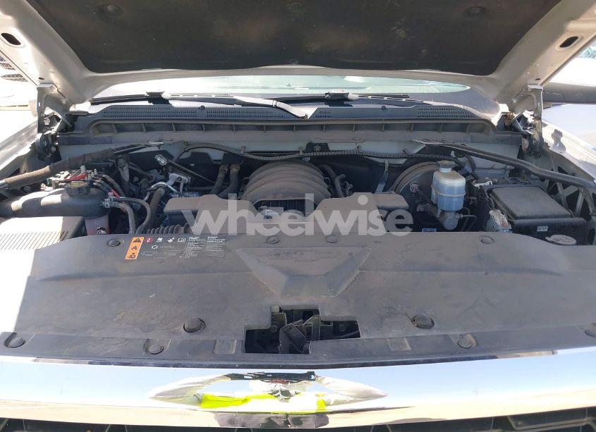 Photo 10 of 2018 Chevrolet Silverado 1500 1LT (VIN 1GCVKREC1JZ362116)