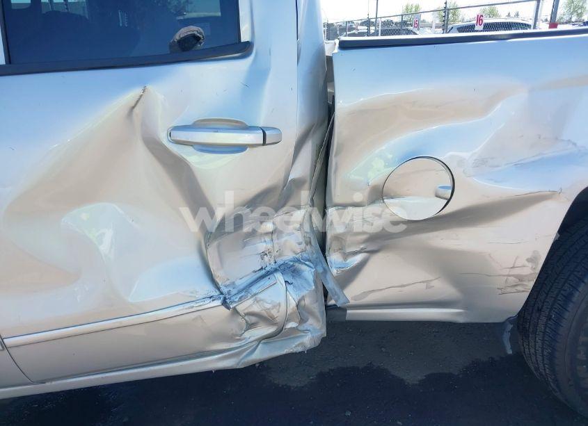 Photo 6 of 2018 Chevrolet Silverado 1500 1LT (VIN 1GCVKREC1JZ362116)