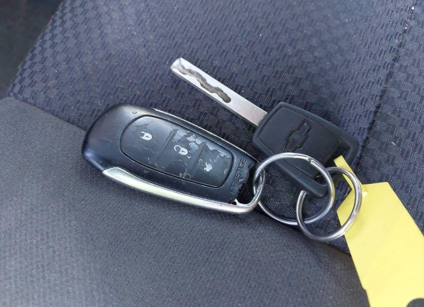 Photo 11 of 2014 Chevrolet Silverado 1500 1LT (VIN 1GCVKREC2EZ156504)