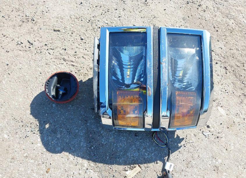 Photo 12 of 2014 Chevrolet Silverado 1500 1LT (VIN 1GCVKREC2EZ156504)