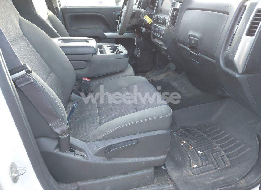 Photo 5 of 2014 Chevrolet Silverado 1500 1LT (VIN 1GCVKREC2EZ361322)