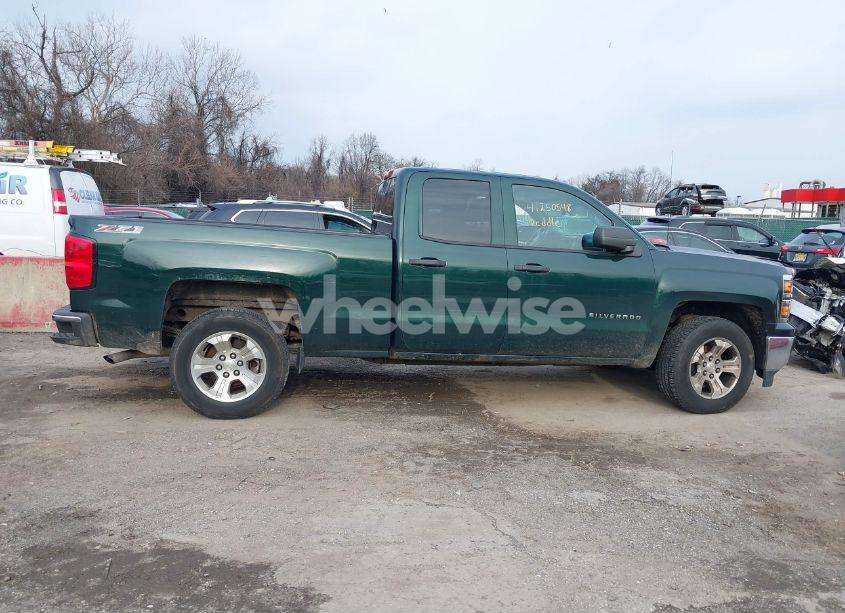 Photo 13 of 2014 Chevrolet Silverado 1500 2LT (VIN 1GCVKREC2EZ370781)