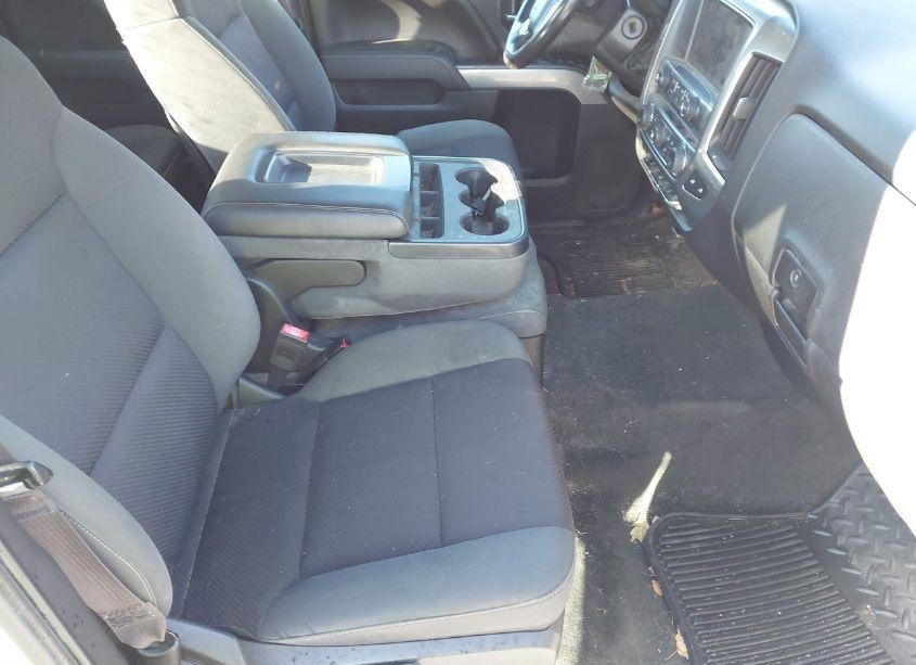 Photo 5 of 2014 Chevrolet Silverado 1500 2LT (VIN 1GCVKREC2EZ374474)