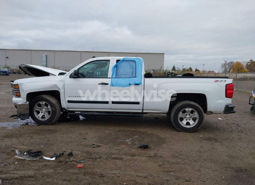 Photo 14 of 2014 Chevrolet Silverado 1500 2LT (VIN 1GCVKREC2EZ390061)