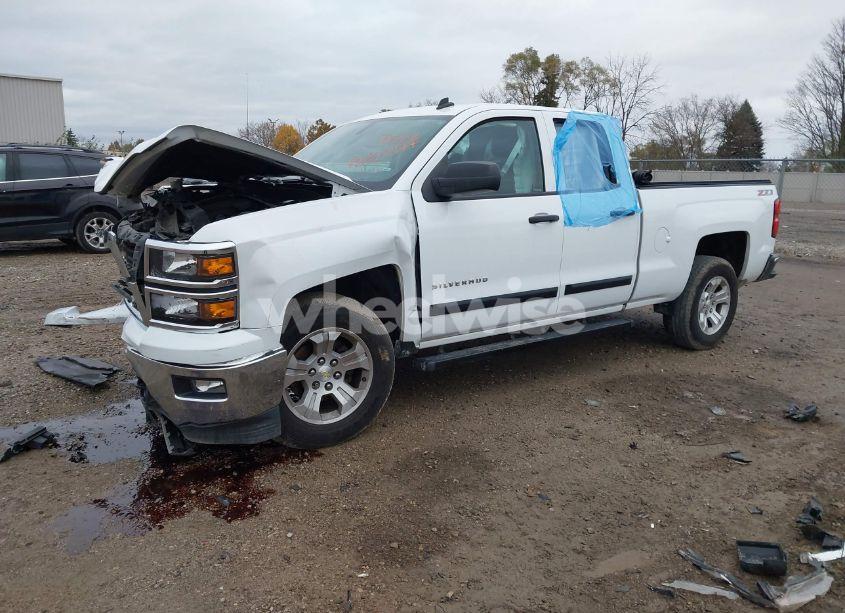 Photo 2 of 2014 Chevrolet Silverado 1500 2LT (VIN 1GCVKREC2EZ390061)