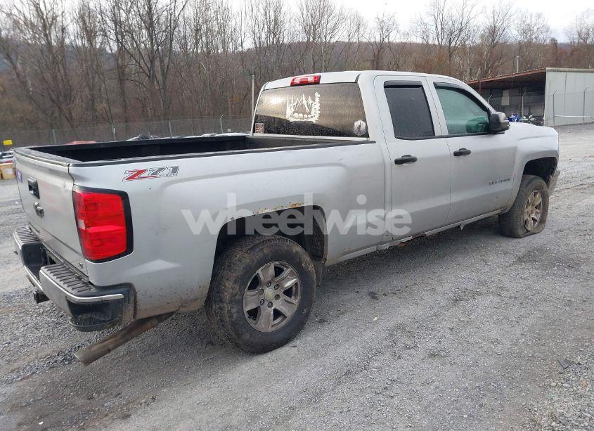 Photo 4 of 2014 Chevrolet Silverado 1500 2LT (VIN 1GCVKREC2EZ405514)