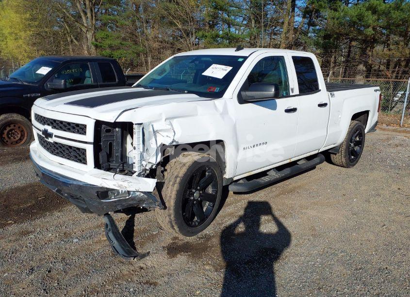 Photo 2 of 2014 Chevrolet Silverado 1500 LT (VIN 1GCVKREC2EZ418621)