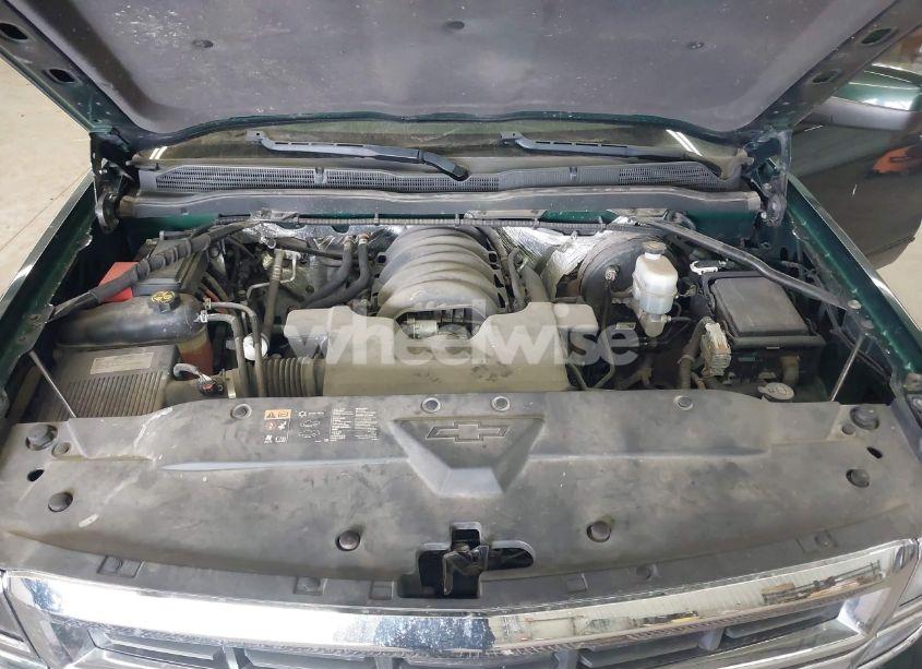 Photo 10 of 2015 Chevrolet Silverado 1500 2LT (VIN 1GCVKREC2FZ147321)