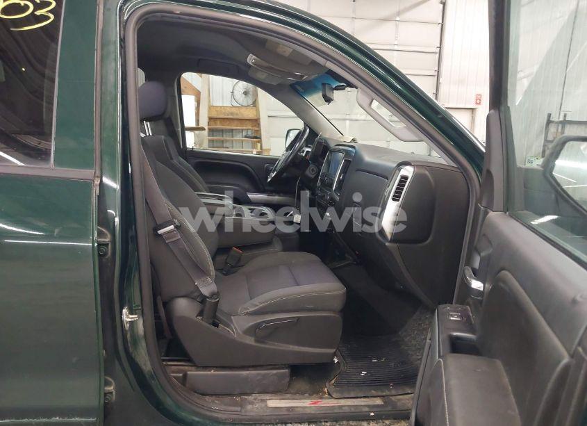 Photo 5 of 2015 Chevrolet Silverado 1500 2LT (VIN 1GCVKREC2FZ147321)