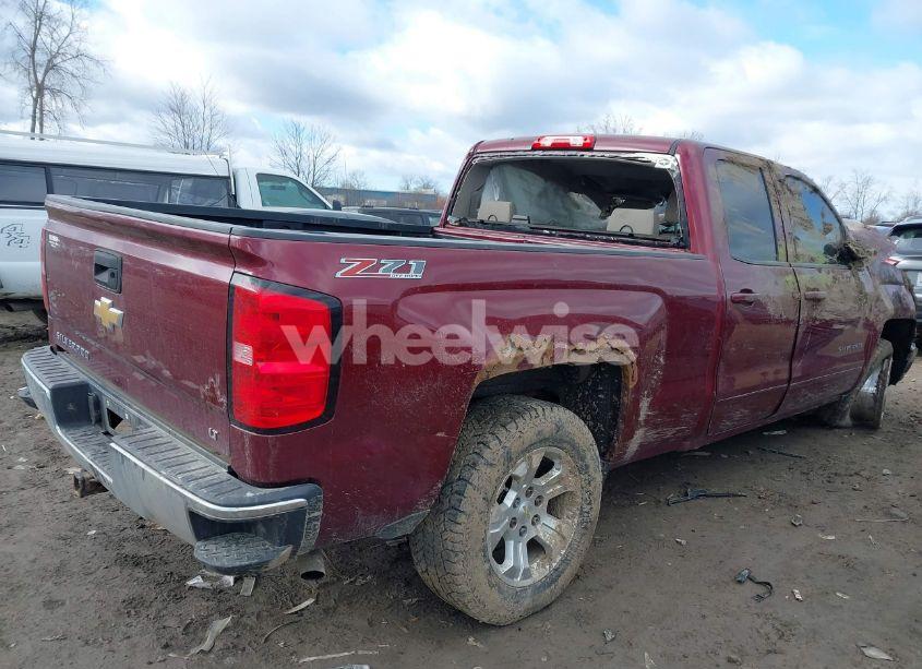 Photo 4 of 2015 Chevrolet Silverado 1500 2LT (VIN 1GCVKREC2FZ223099)