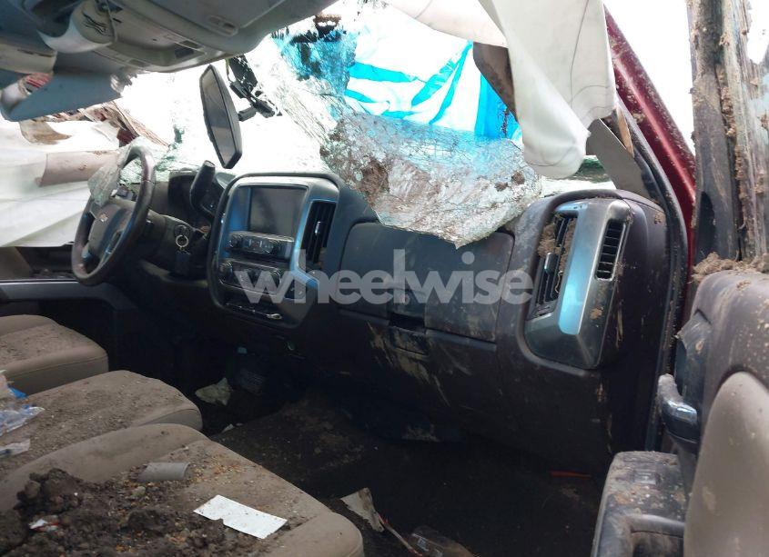 Photo 5 of 2015 Chevrolet Silverado 1500 2LT (VIN 1GCVKREC2FZ223099)