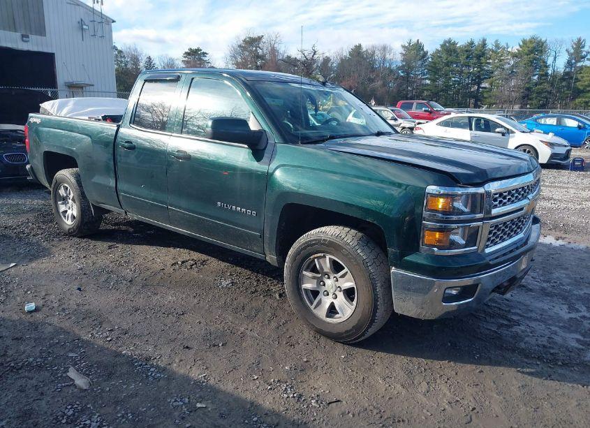 2015 Chevrolet Silverado 1500 1LT (VIN 1GCVKREC2FZ278944) main photo