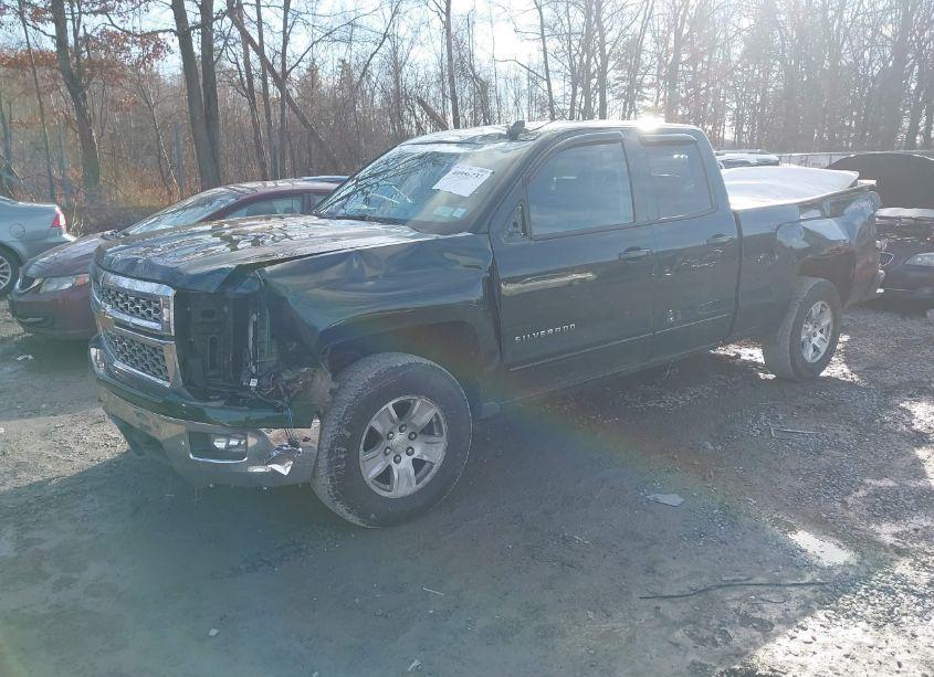 Photo 2 of 2015 Chevrolet Silverado 1500 1LT (VIN 1GCVKREC2FZ278944)
