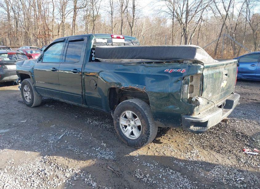 Photo 3 of 2015 Chevrolet Silverado 1500 1LT (VIN 1GCVKREC2FZ278944)
