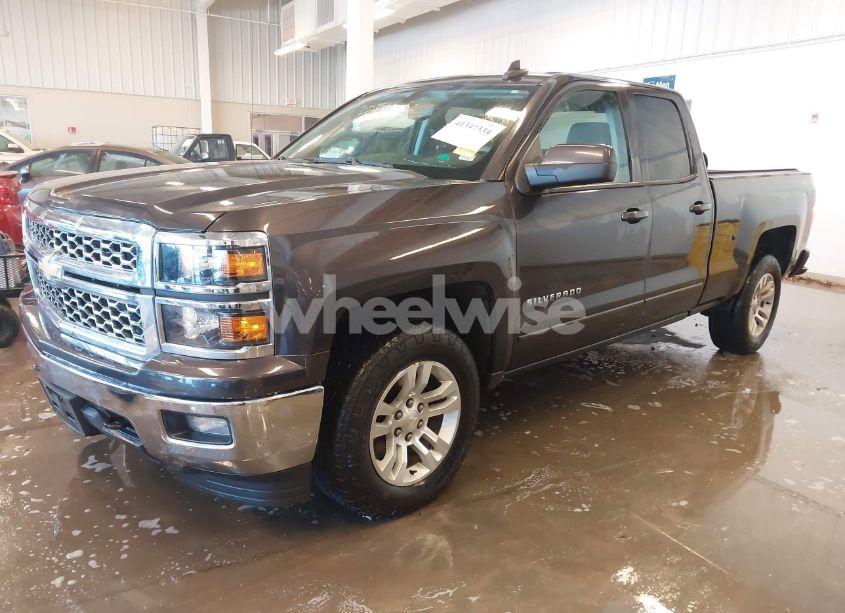 Photo 2 of 2015 Chevrolet Silverado 1500 1LT (VIN 1GCVKREC2FZ286252)
