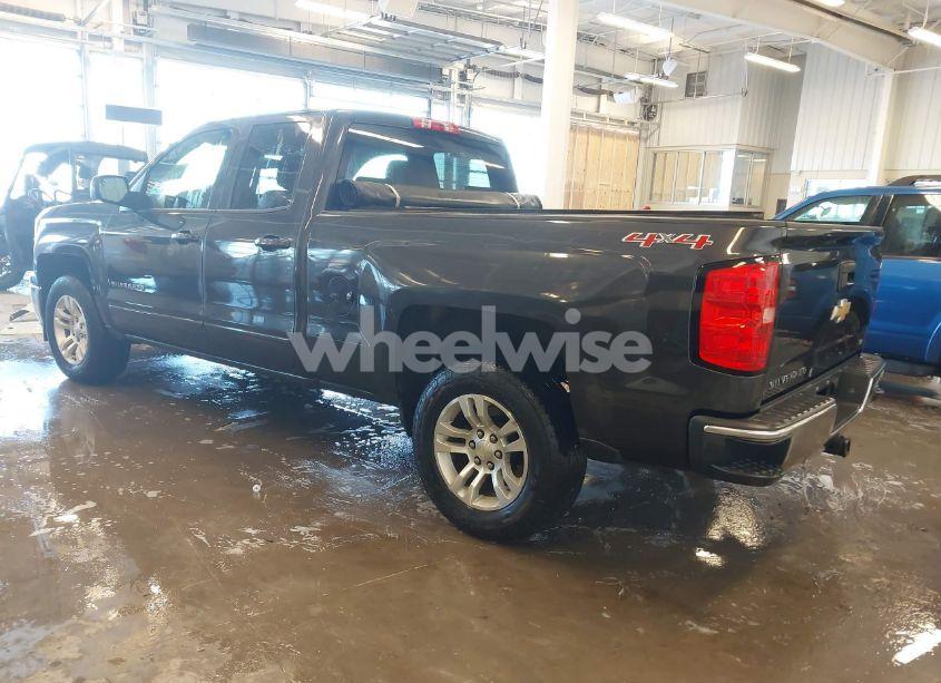 Photo 3 of 2015 Chevrolet Silverado 1500 1LT (VIN 1GCVKREC2FZ286252)