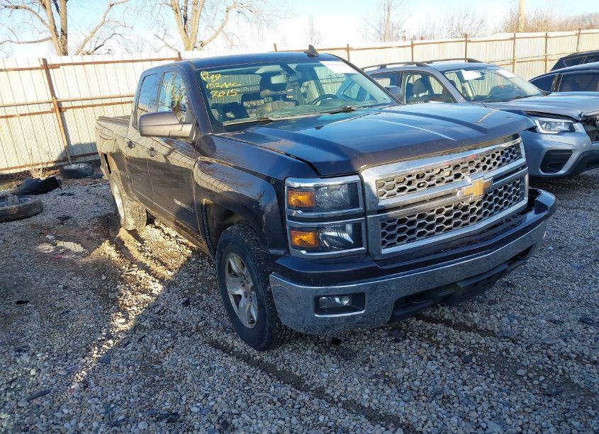 2015 Chevrolet Silverado 1500 1LT (VIN 1GCVKREC2FZ349186) main photo