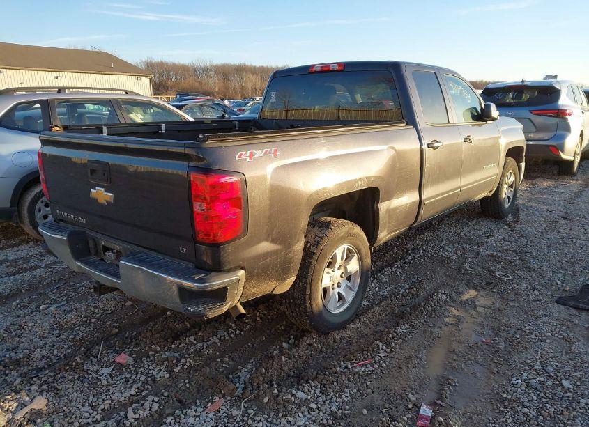 Photo 4 of 2015 Chevrolet Silverado 1500 1LT (VIN 1GCVKREC2FZ349186)