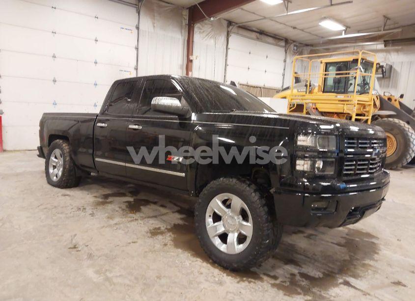 2015 Chevrolet Silverado 1500 2LT (VIN 1GCVKREC2FZ363119) main photo