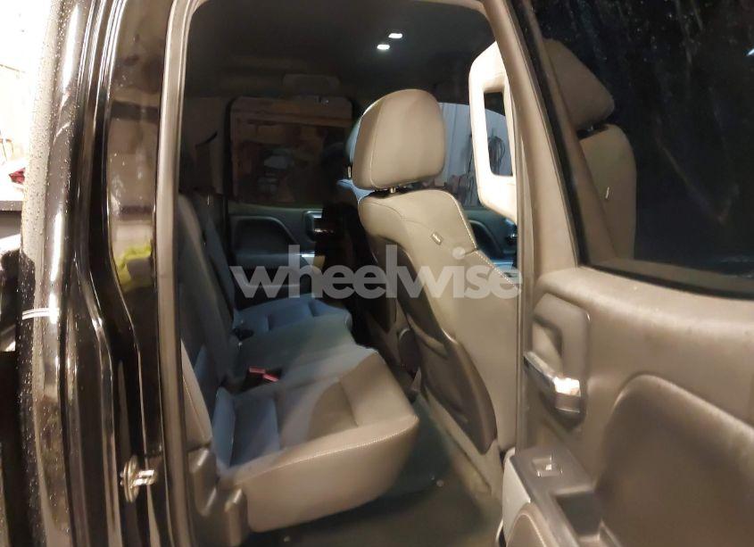 Photo 8 of 2015 Chevrolet Silverado 1500 2LT (VIN 1GCVKREC2FZ363119)