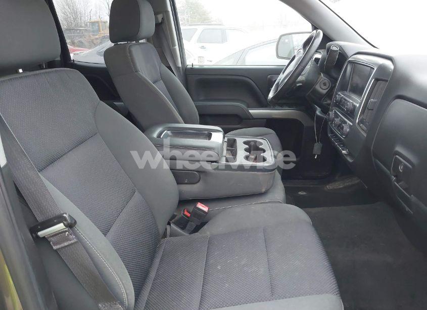 Photo 5 of 2015 Chevrolet Silverado 1500 1LT (VIN 1GCVKREC2FZ381958)