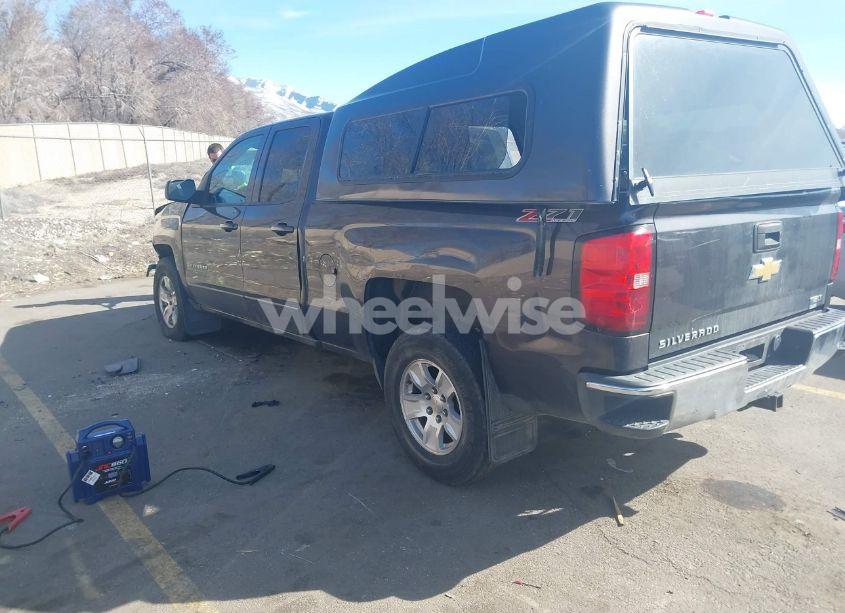 Photo 3 of 2015 Chevrolet Silverado 1500 1LT/2LT (VIN 1GCVKREC2FZ406714)