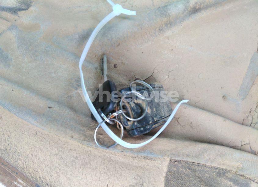 Photo 11 of 2015 Chevrolet Silverado 1500 1LT (VIN 1GCVKREC2FZ437672)