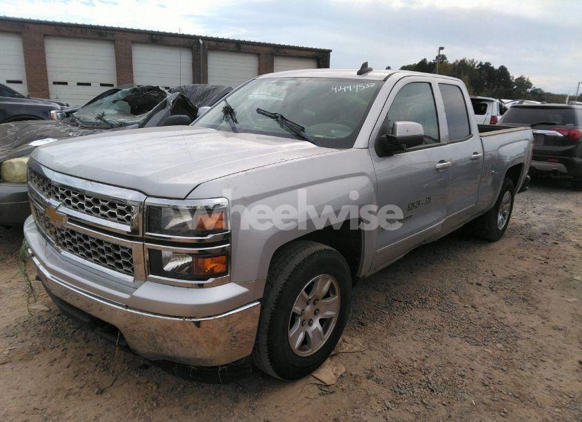 Photo 2 of 2015 Chevrolet Silverado 1500 1LT (VIN 1GCVKREC2FZ437672)