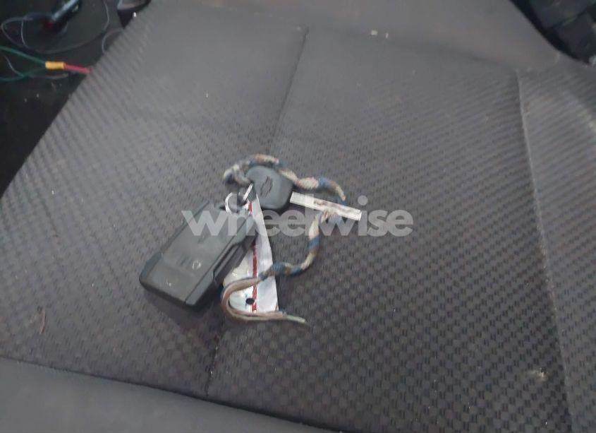 Photo 11 of 2016 Chevrolet Silverado 1500 2LT (VIN 1GCVKREC2GZ103529)