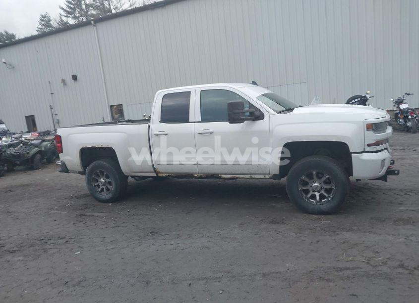 Photo 13 of 2016 Chevrolet Silverado 1500 2LT (VIN 1GCVKREC2GZ103529)