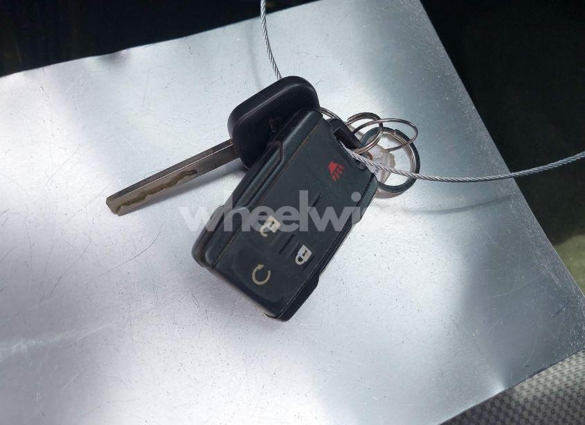 Photo 11 of 2016 Chevrolet Silverado 1500 1LT (VIN 1GCVKREC2GZ124977)