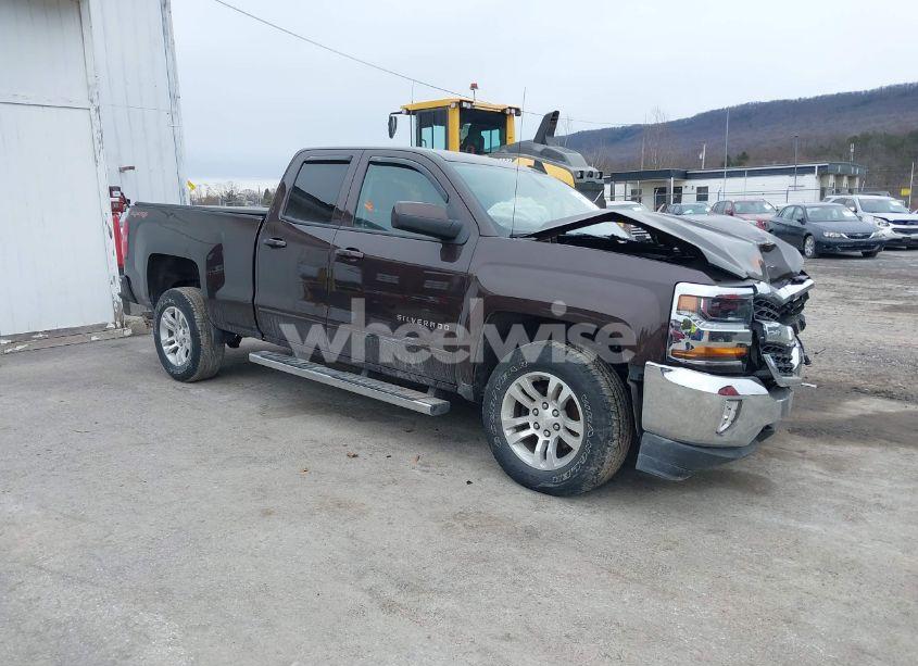 2016 Chevrolet Silverado 1500 1LT (VIN 1GCVKREC2GZ207471) main photo