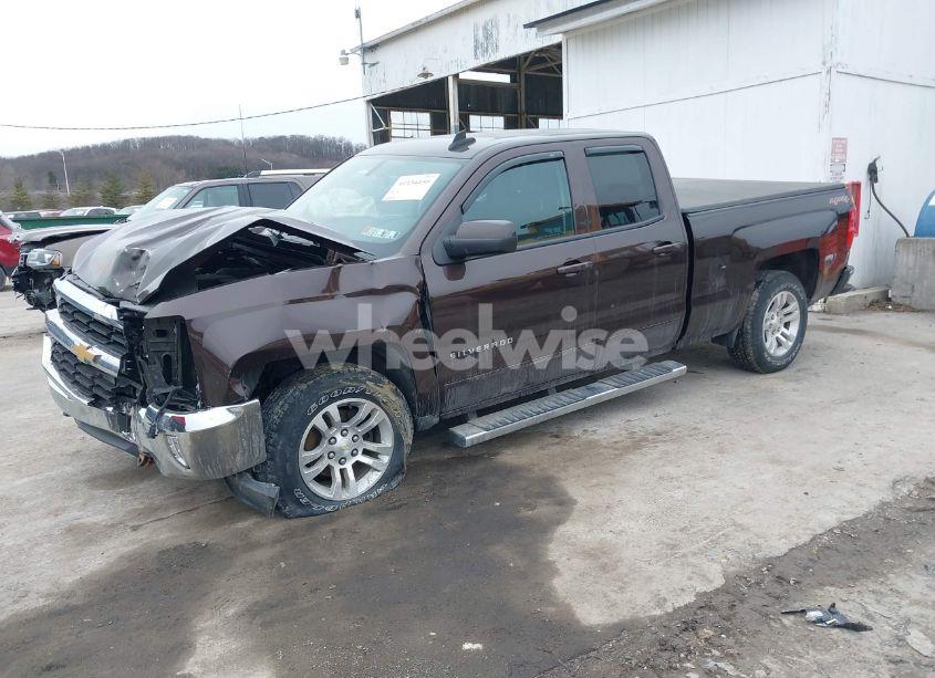 Photo 2 of 2016 Chevrolet Silverado 1500 1LT (VIN 1GCVKREC2GZ207471)