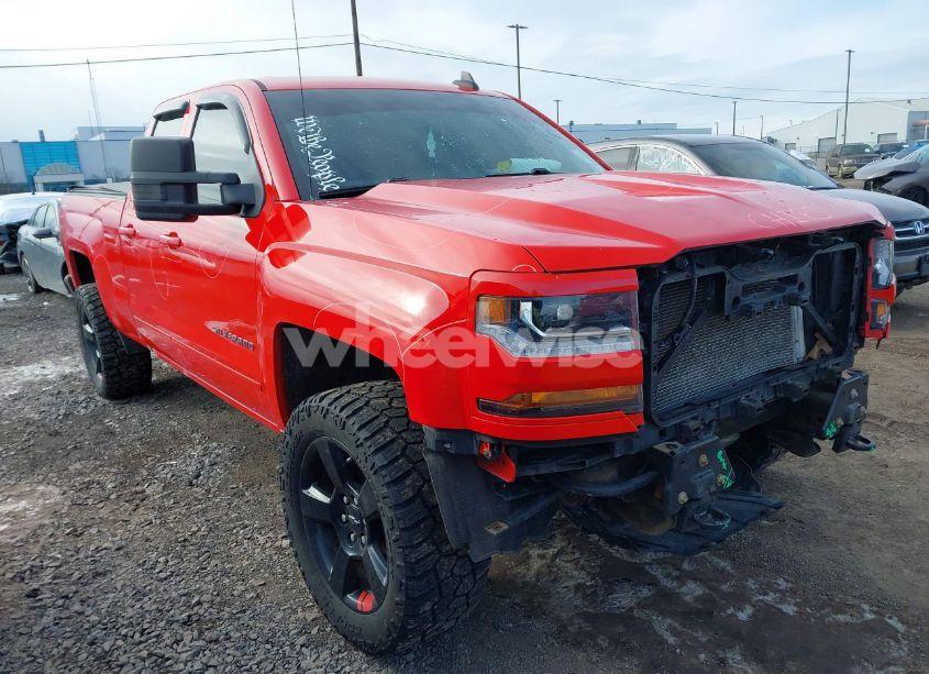 2016 Chevrolet Silverado 1500 2LT (VIN 1GCVKREC2GZ305559) main photo