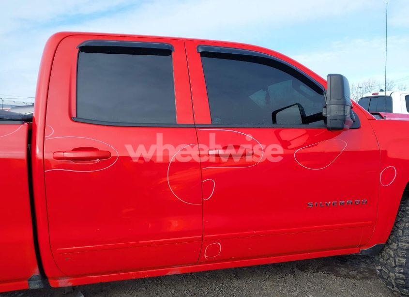 Photo 13 of 2016 Chevrolet Silverado 1500 2LT (VIN 1GCVKREC2GZ305559)