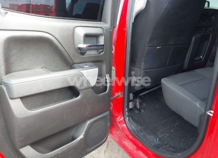 Photo 8 of 2016 Chevrolet Silverado 1500 2LT (VIN 1GCVKREC2GZ305559)