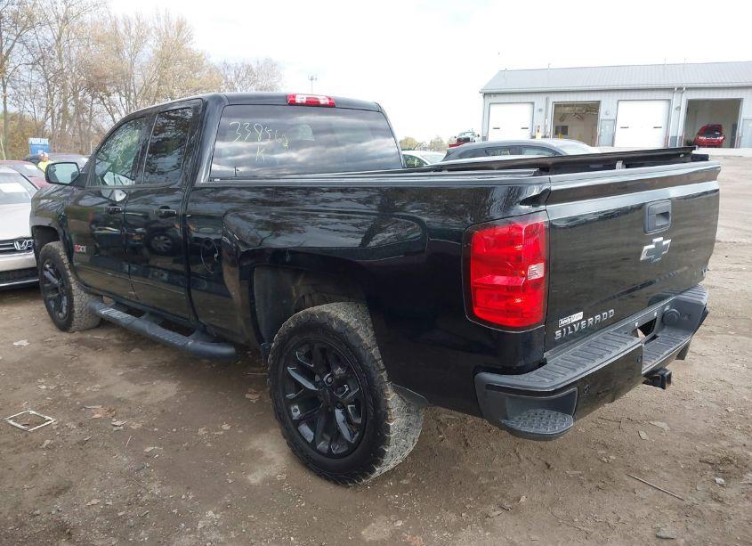 Photo 3 of 2016 Chevrolet Silverado 1500 2LT (VIN 1GCVKREC2GZ338562)