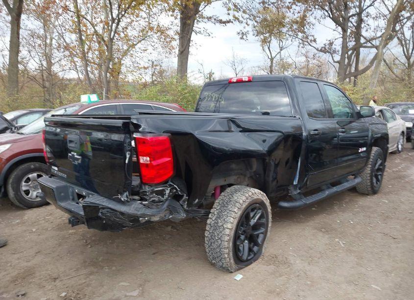 Photo 4 of 2016 Chevrolet Silverado 1500 2LT (VIN 1GCVKREC2GZ338562)