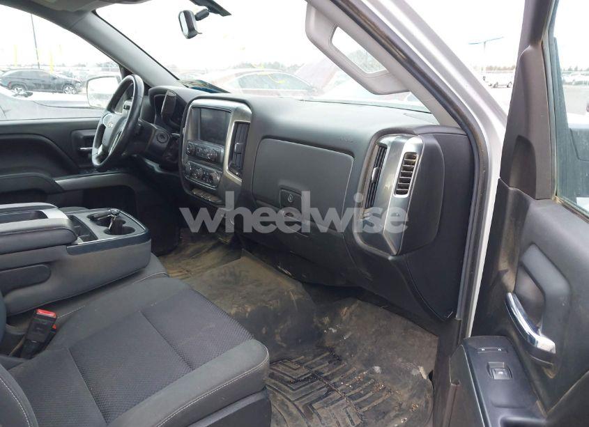 Photo 5 of 2016 Chevrolet Silverado 1500 1LT (VIN 1GCVKREC2GZ419867)